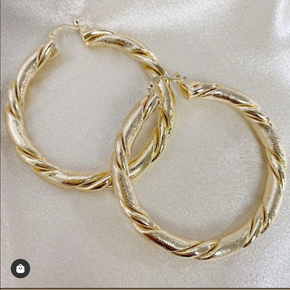 Bracha Tahiti Hoops